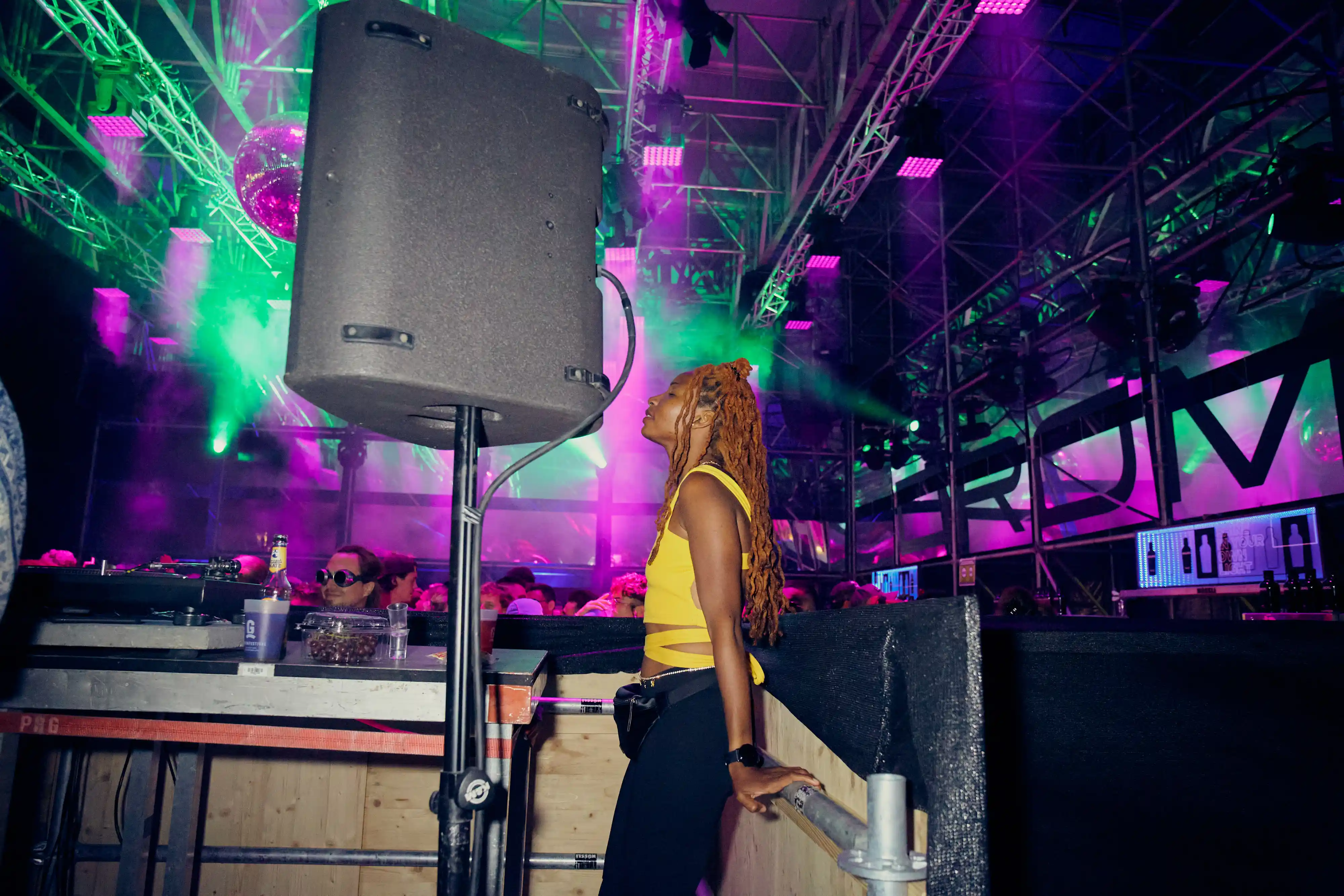 KA-RABA performing at Guten Festival, Bern — photo by Samuel Bramley